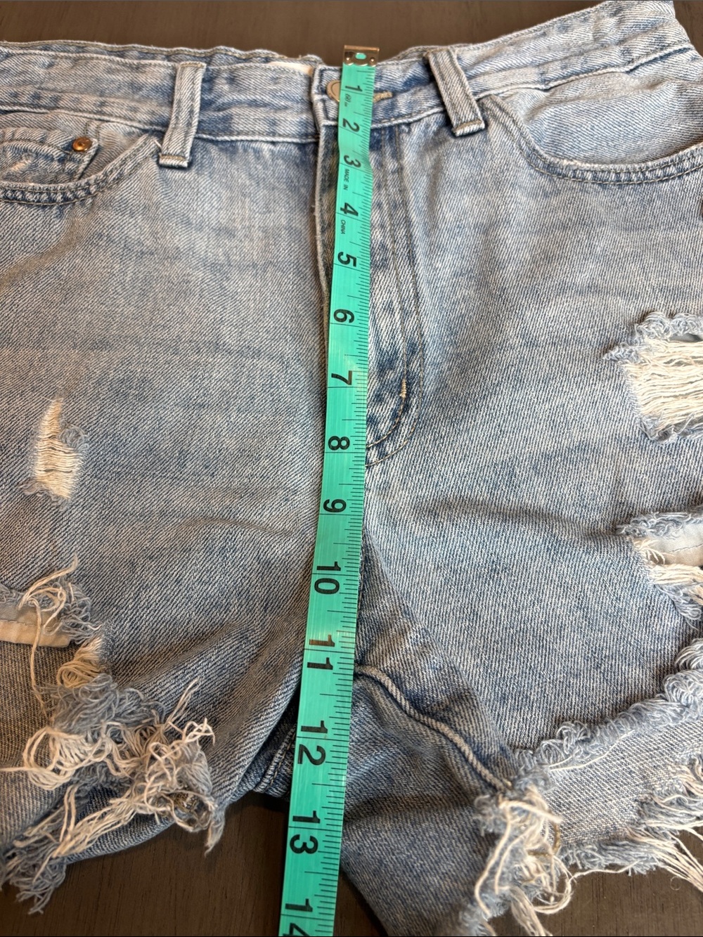 💙 JBD Light Blue Distressed Denim Shorts Women’s Large Stretch 10" Rise💙 - Picture 10 of 10